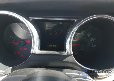 2005 Ford Mustang from USA, damaged, VIN 1ZVFT84N555215886